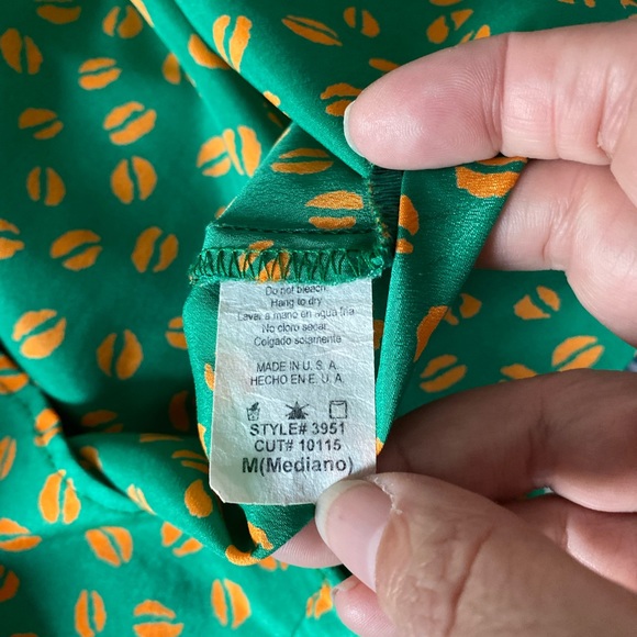 EUC Coii Green Coffee Bean Print Bell Sleeve Shift Dress - Picture 8 of 8